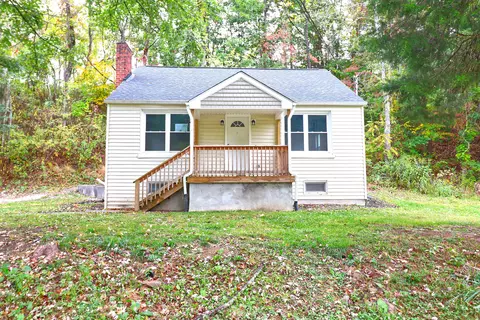 4313 Brookmont Rd, Pulaski, VA 24301