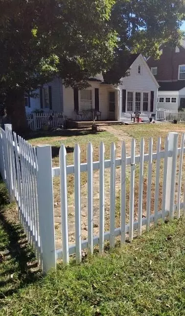 501 Rives Rd, Martinsville, VA 24112