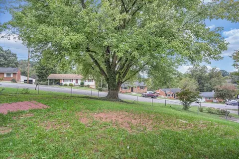 679 E Augusta Ave, Vinton, VA 24179 photo 9