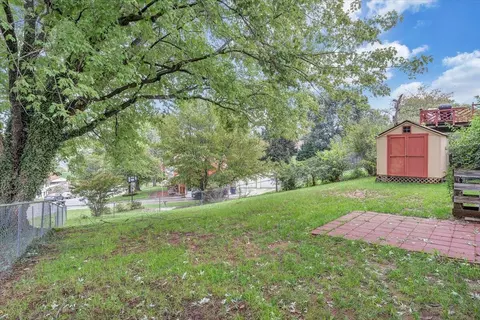 679 E Augusta Ave, Vinton, VA 24179 photo 11