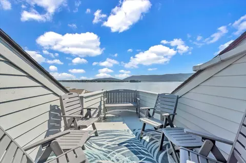 70 Clubhouse Tower Cir #606, Moneta, VA 24121