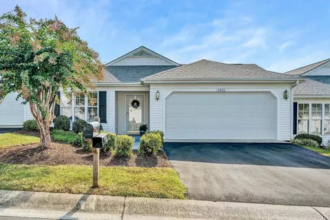 3102 Winterberry Sq, Roanoke, VA 24018