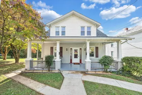 1205 15th St SE, Roanoke, VA 24013