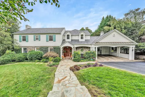 2702 Wycliffe Ave SW, Roanoke, VA 24014
