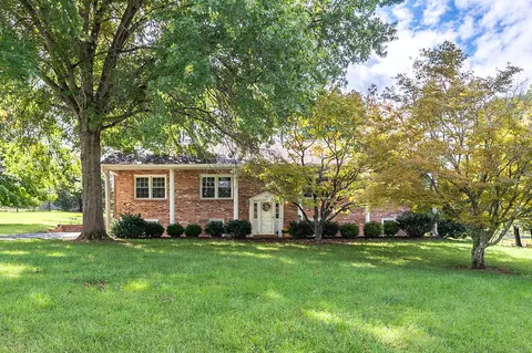 101 Spring Hollow Rd, Bedford, VA 24523