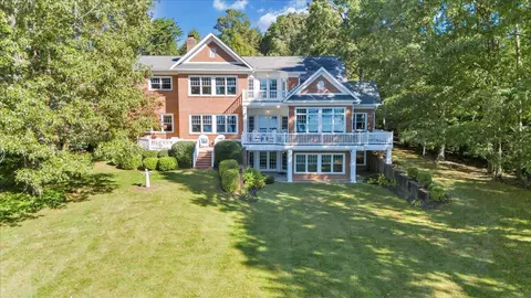 148 Tranquility Rd, Moneta, VA 24121