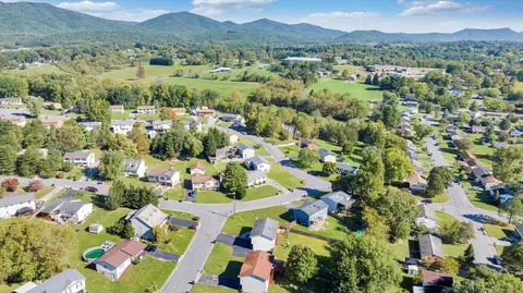 View/Area - 5609 Legate Dr, Roanoke, VA 24019 photo 19 of 20