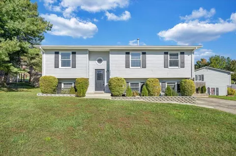 Exterior - 5609 Legate Dr, Roanoke, VA 24019 photo 3 of 18