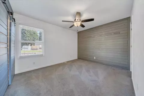Bedroom - 5609 Legate Dr, Roanoke, VA 24019 photo 1 of 5