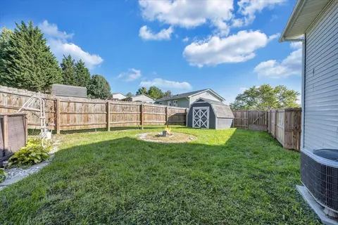 Exterior - 5609 Legate Dr, Roanoke, VA 24019 photo 15 of 18