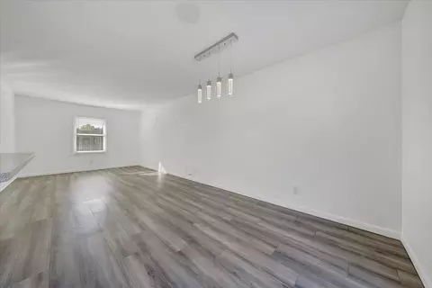 Living - 5609 Legate Dr, Roanoke, VA 24019 photo 4 of 5