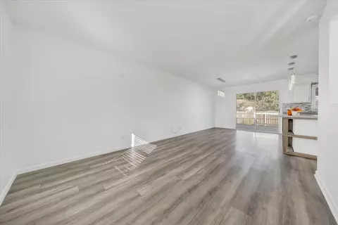 Living - 5609 Legate Dr, Roanoke, VA 24019 photo 2 of 5