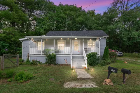 290 3rd St, Buchanan, VA 24066