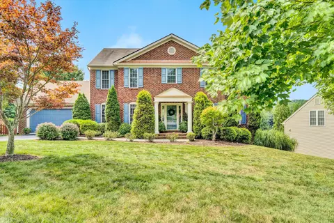 6339 Stonecroft Ct, Roanoke, VA 24018