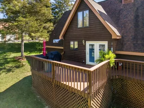 Exterior - 701 Cardinal Dr, Pulaski, VA 24301 photo 16 of 23