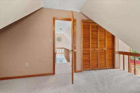 Entry Way - 701 Cardinal Dr, Pulaski, VA 24301 photo 6 of 6
