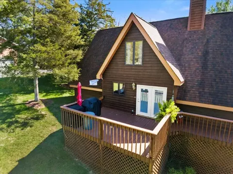 Exterior - 701 Cardinal Dr, Pulaski, VA 24301 photo 17 of 23