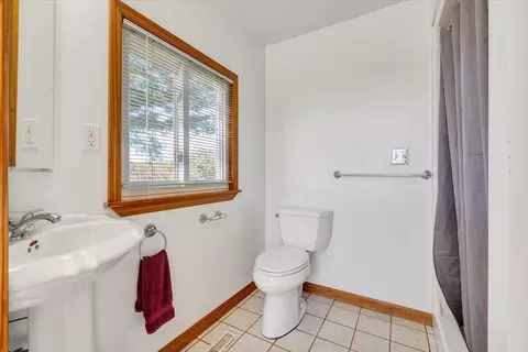 Bath - 1775 Dickerson Rd, Goodview, VA 24095 photo 1 of 5