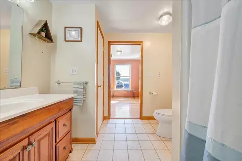 Bath - 1775 Dickerson Rd, Goodview, VA 24095 photo 4 of 5