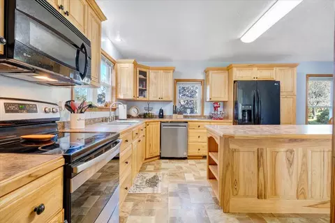 Kitchen - 1775 Dickerson Rd, Goodview, VA 24095 photo 4 of 8