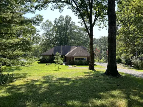 311 Springhill Cir, Bedford, VA 24523