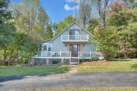132 Winter Dr, Boones Mill, VA 24065