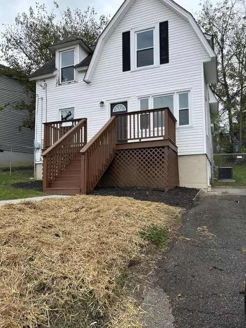 1304 Fourth St, Radford, VA 24141