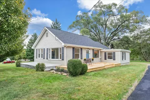 860 Texas Hollow Rd, Salem, VA 24153