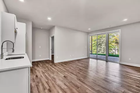 Living - 2768 Mcvitty Rd, Roanoke, VA 24018 photo 2 of 3