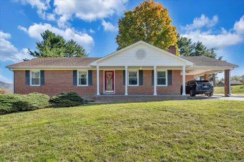 3376 Borden Grant Trl, Fairfield, VA 24435