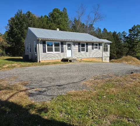 49 Timber Rdg, Fincastle, VA 24090