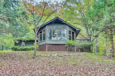 6828 Cotton Hill Rd, Roanoke, VA 24018