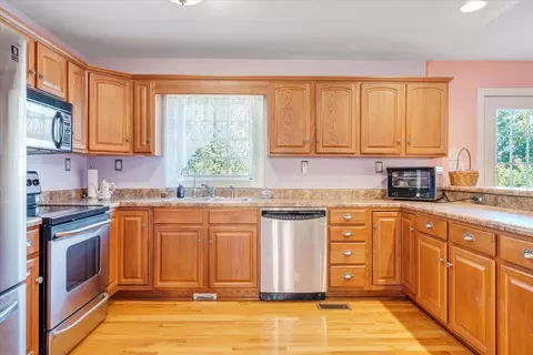 Kitchen - 8454 Goodview Rd, Goodview, VA 24095 photo 3 of 6