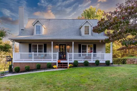 828 Ray St, Roanoke, VA 24019