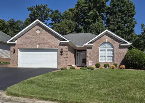 1608 Valhalla Ct, Salem, VA 24153