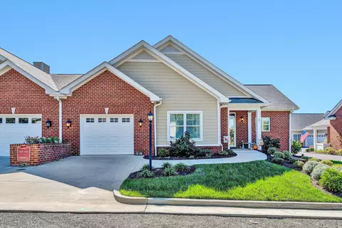 35 Professional Dr, Hardy, VA 24101
