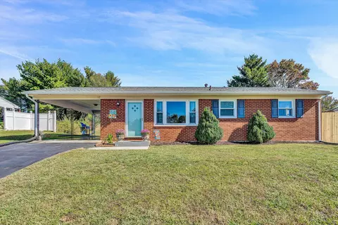 5539 Oakland Blvd, Roanoke, VA 24019