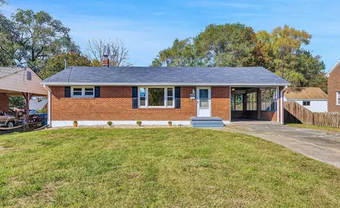 414 Courtney Ave NE, Roanoke, VA 24012
