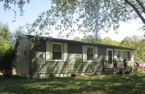 70 Windy Ln, Rocky Mount, VA 24151
