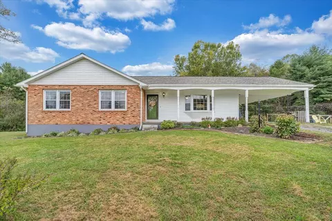 167 Redbud Ln, Fincastle, VA 24090