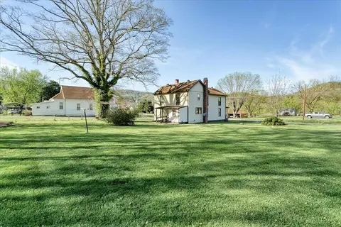 23645 Botetourt Rd, Eagle Rock, VA 24085