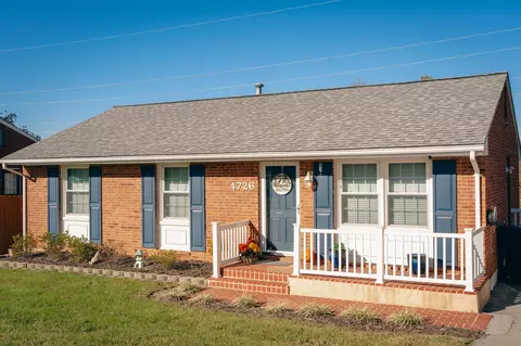 4726 Long Acre Dr NE, Roanoke, VA 24019