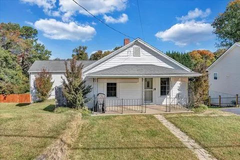 5029 Victoria St NW, Roanoke, VA 24017