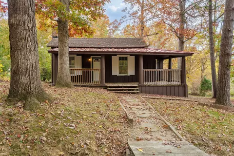3425 Choctaw Rd, Salem, VA 24153