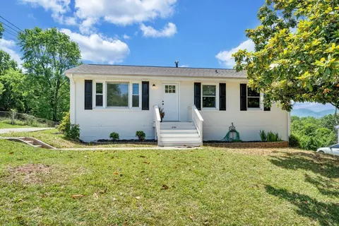 3754 Norway Ave NW, Roanoke, VA 24017