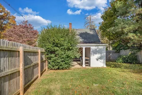 306 Pershing Ave, Radford, VA 24141 photo 11