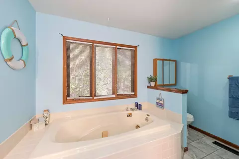 Bath - 108 Regency Dr, Goodview, VA 24095 photo 3 of 5