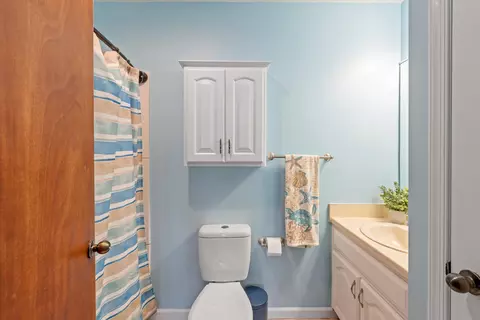Bath - 108 Regency Dr, Goodview, VA 24095 photo 5 of 5
