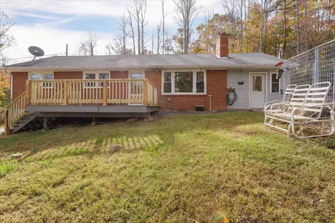 1123 Butte Ln, Vinton, VA 24179