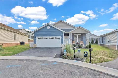 1358 Swansea Ct, Roanoke, VA 24019
